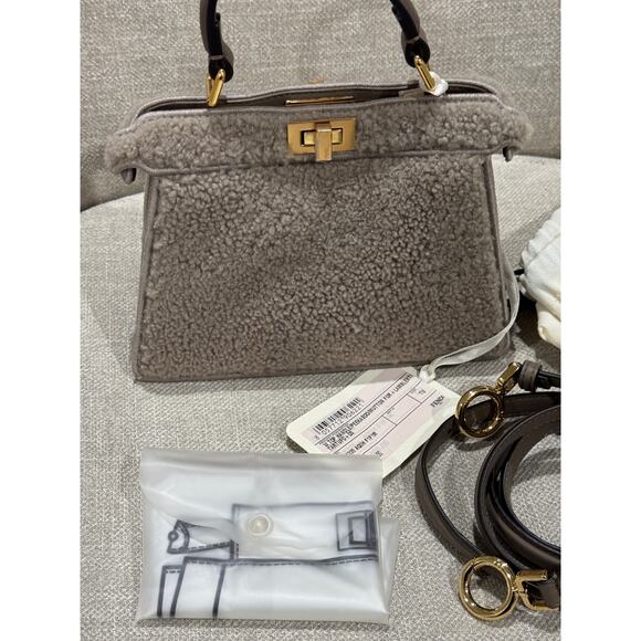 Fendi Shearling Peekaboo Shoulder Bag – Brown Shearling, Gold Hardware, BNWT - Picture 5 of 12